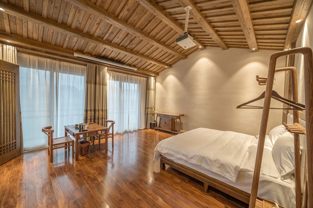 Luxury Double Room, Balcony