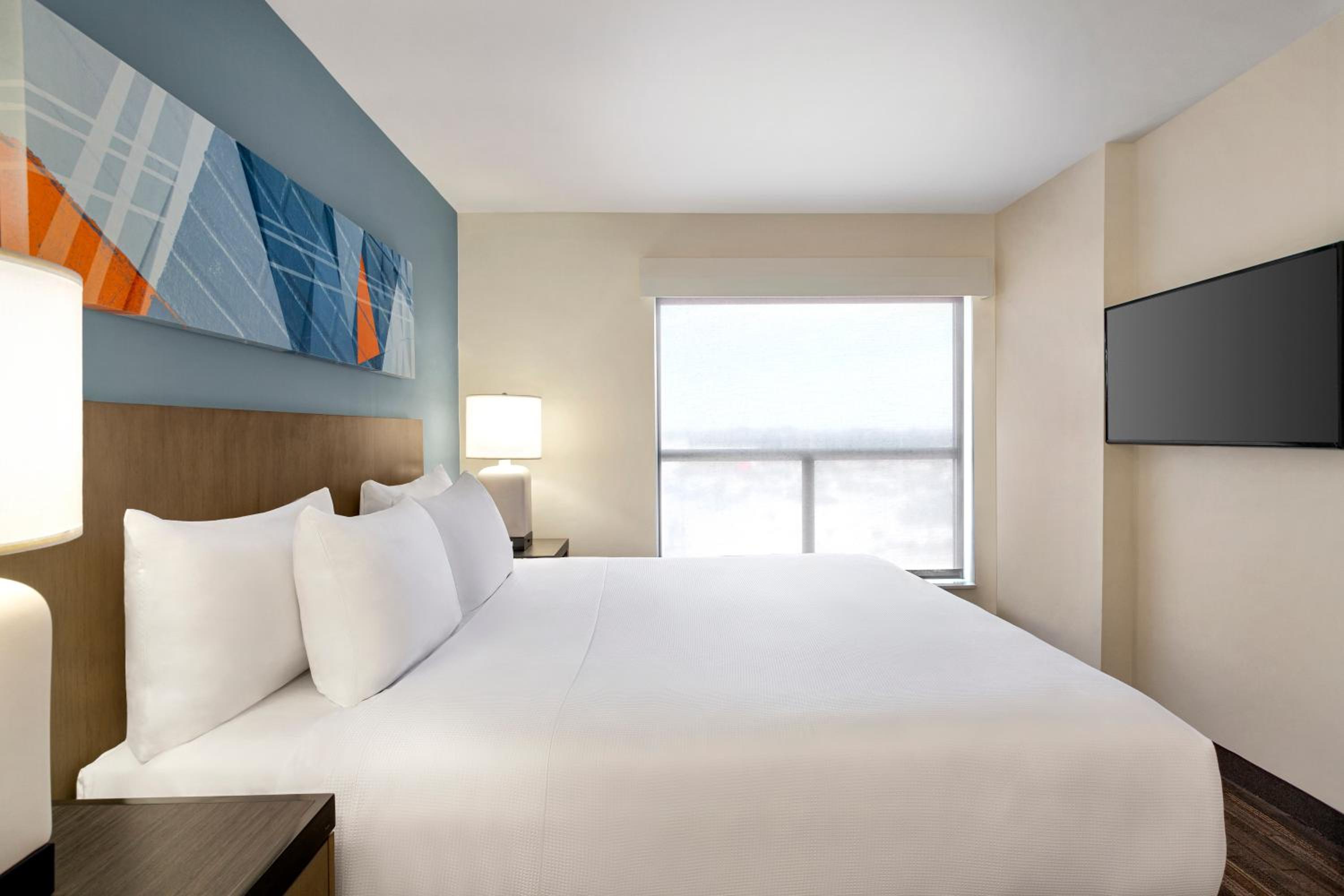 One-Bedroom King Suite with Sofa Bed and Kitchen