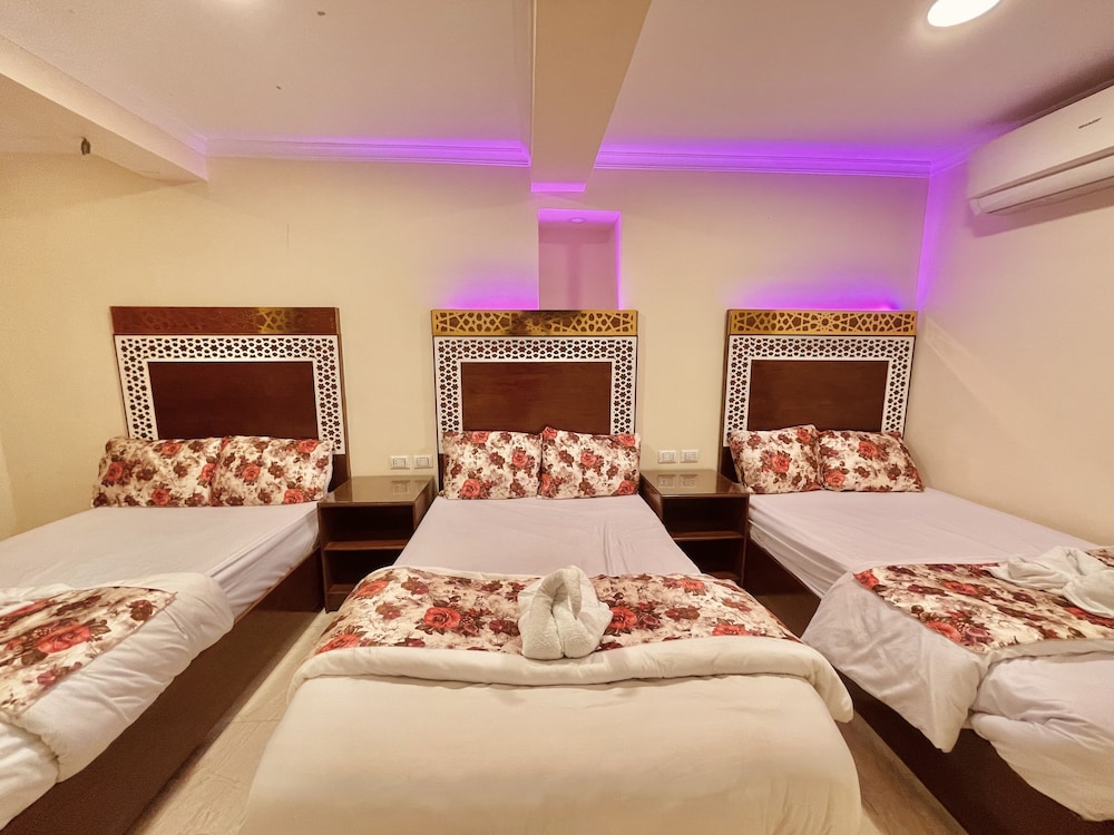 Comfort Triple Room, 3 Twin Beds, City View