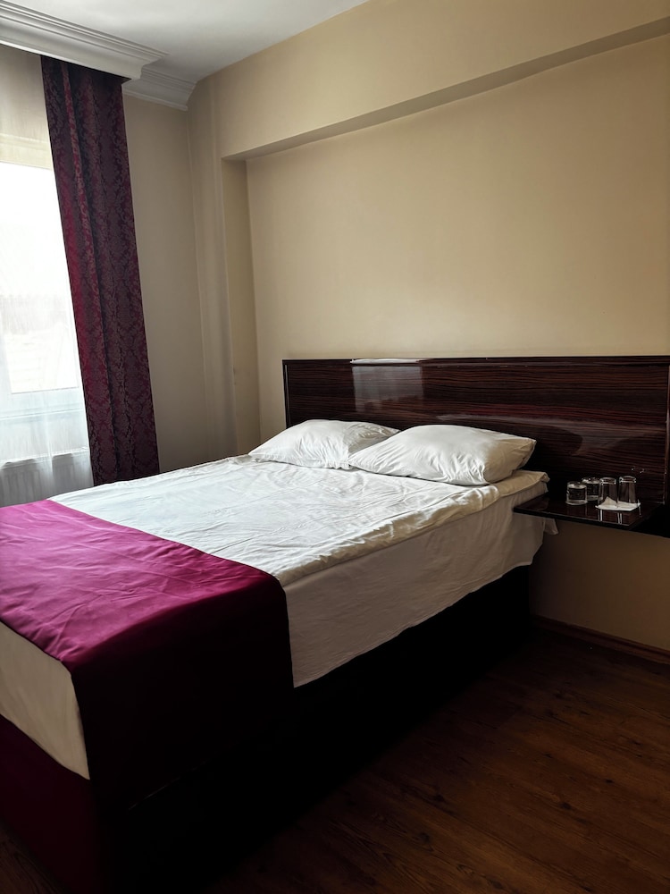 Standard Room, 1 Double Bed