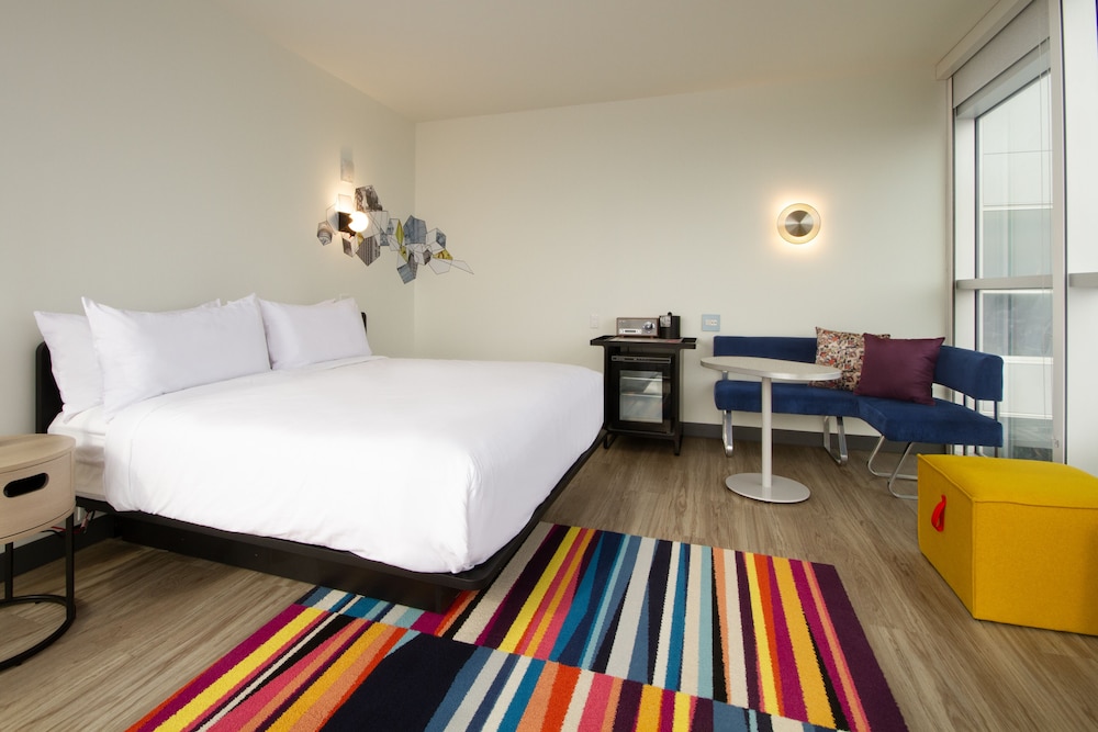 aloft, Room, 1 King Bed