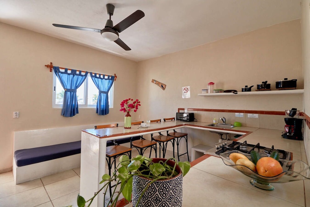 Comfort Bungalow, 2 Double Beds, Kitchen