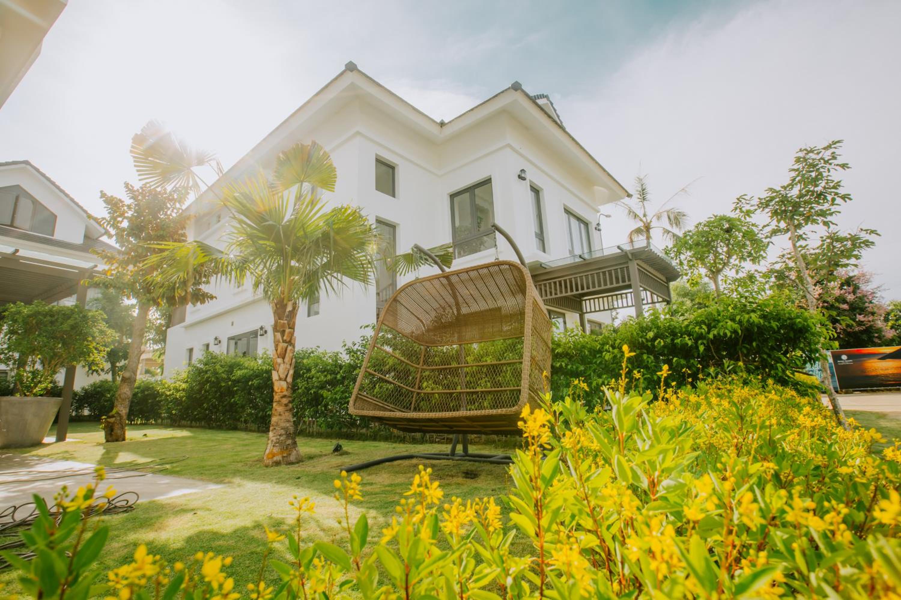 Four-Bedroom Villa with Garden View