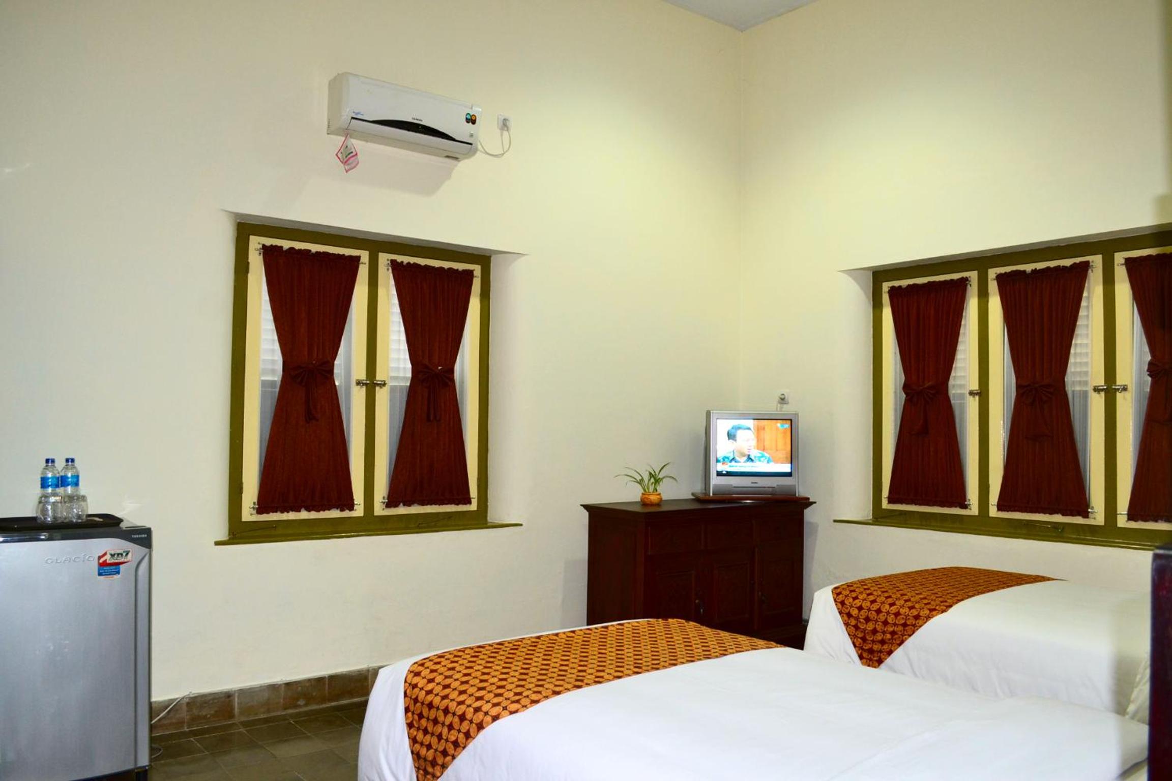 Deluxe Double or Twin Room