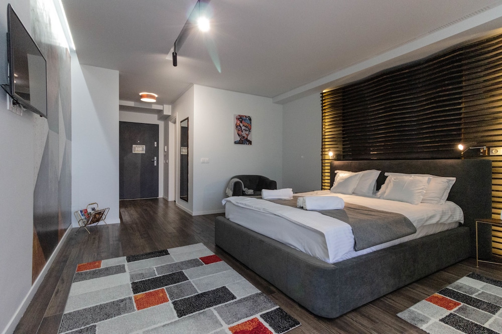City Studio Suite
