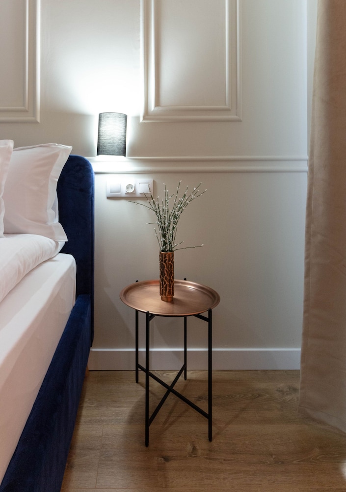Gallery Apartment