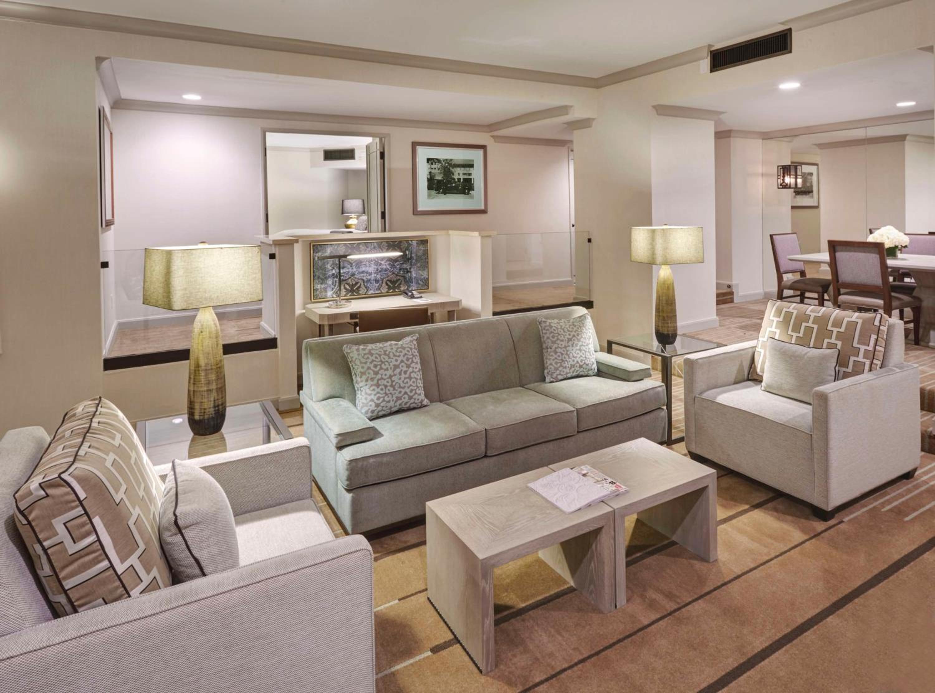Signature King Suite