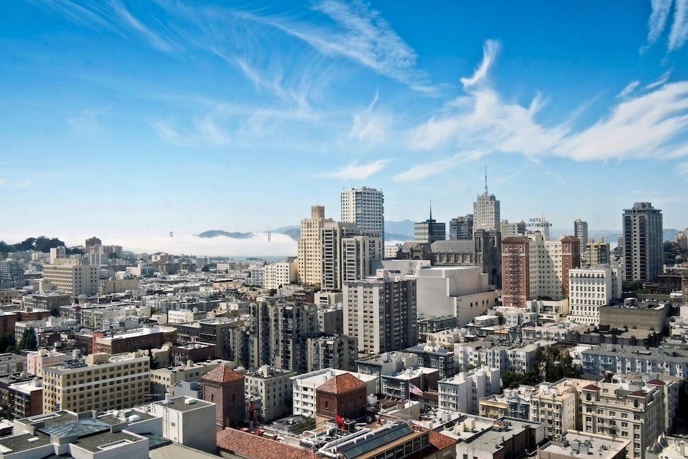 Grand Room, 2 Double Beds, City View