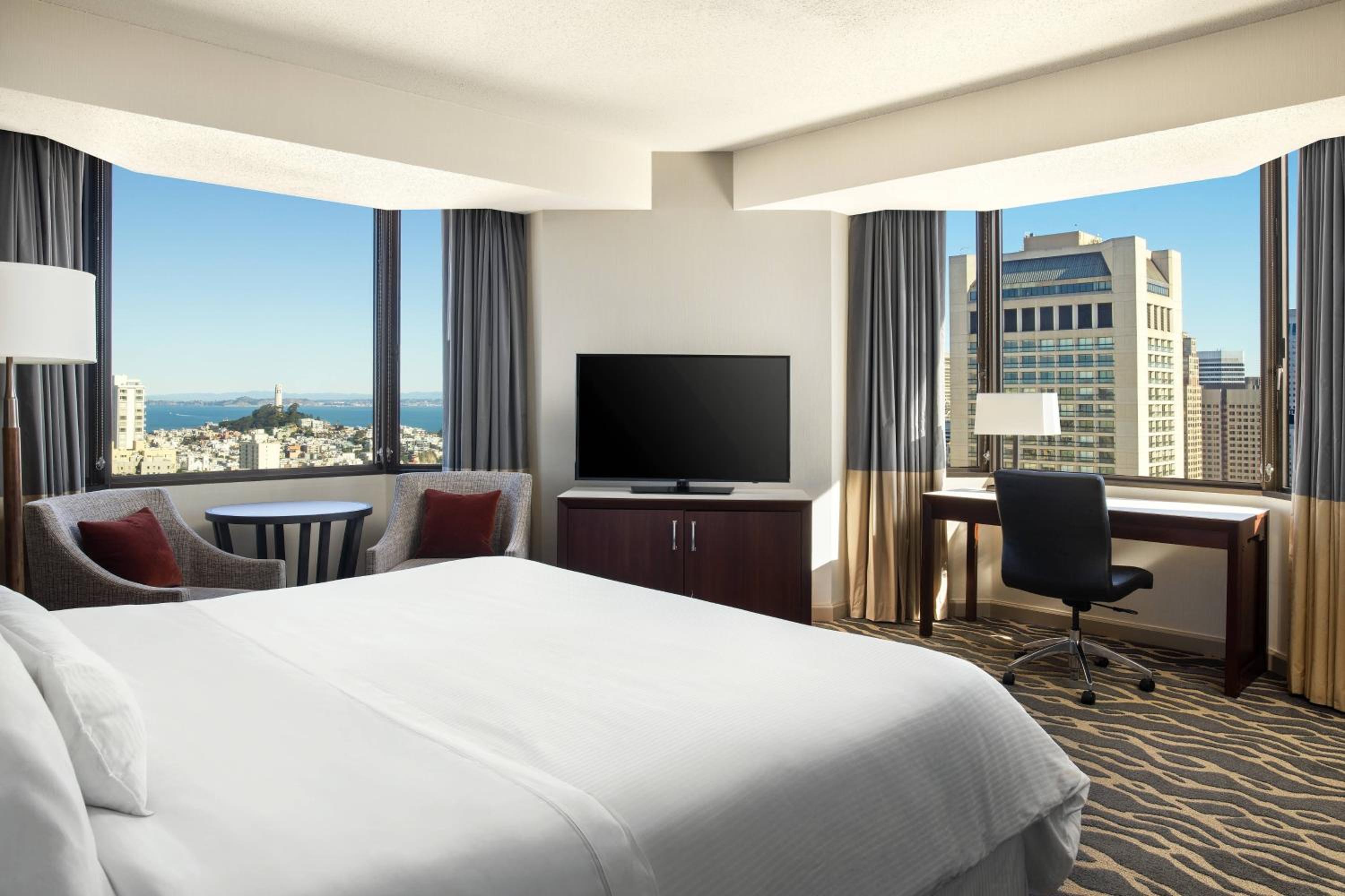 Junior Suite, Junior Suite, 1 King, Coit Tower view, Tower
