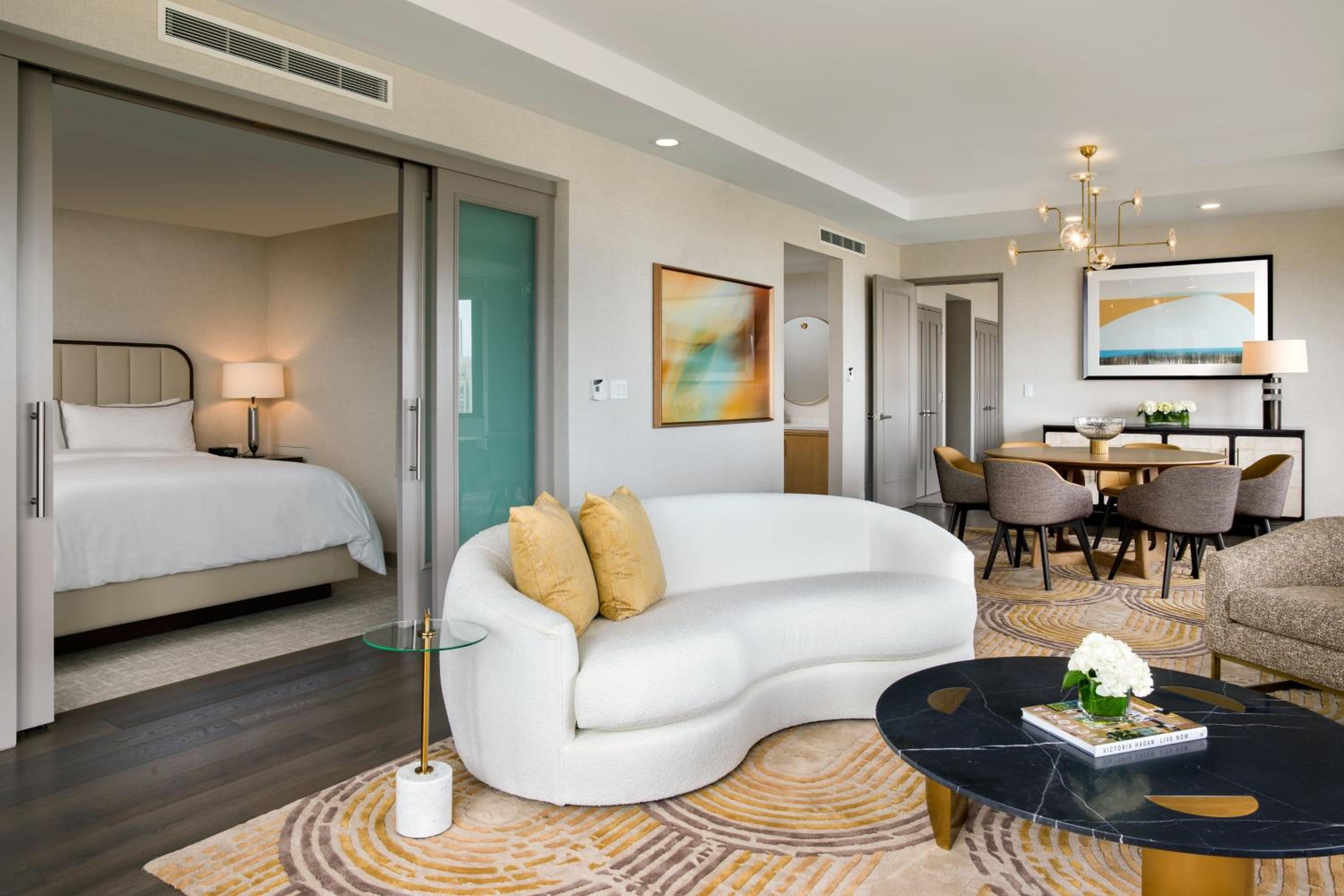 Bridge View Suite, 1 Bedroom Larger Suite, 1 King, Bay view