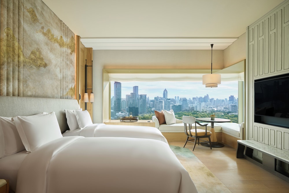 Club Room, 2 Twin Beds, Park View, Corner (High Floor, Club Access)