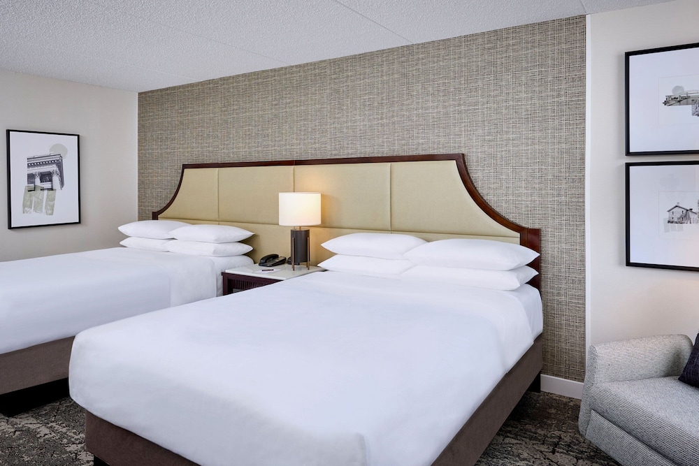 Club Room, 2 Queen Beds