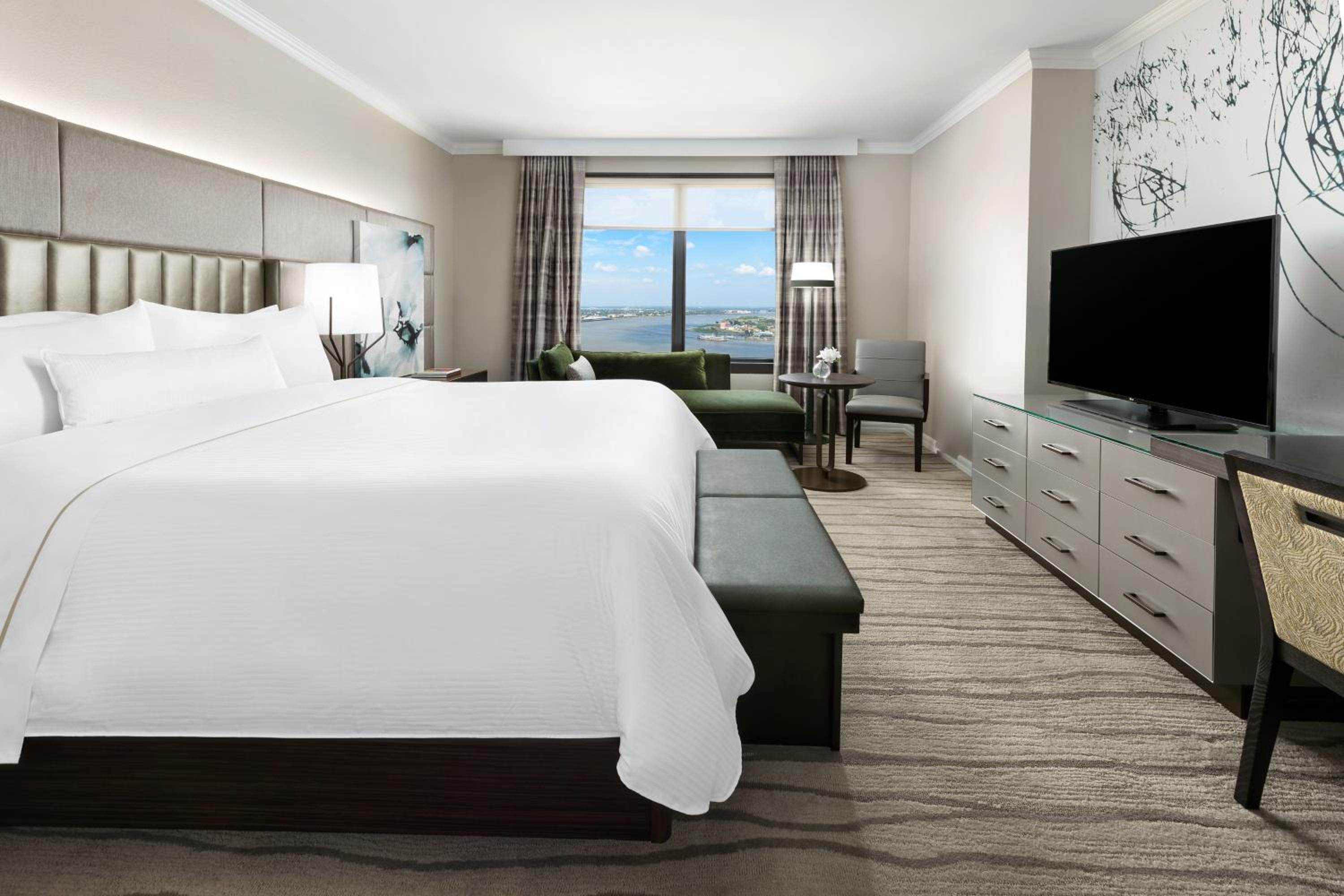 Premium Guest room, 1 King, River view