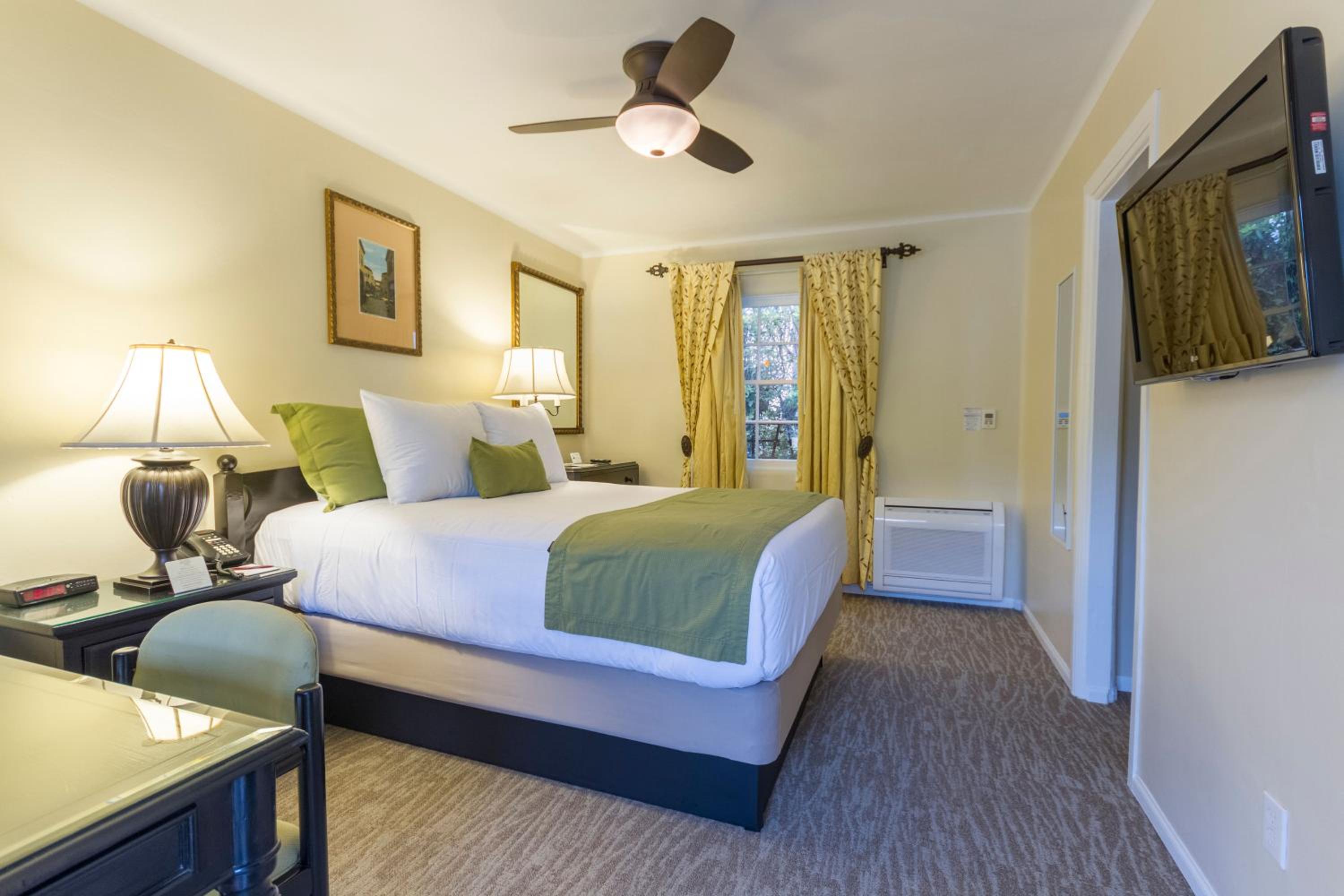 Queen Room