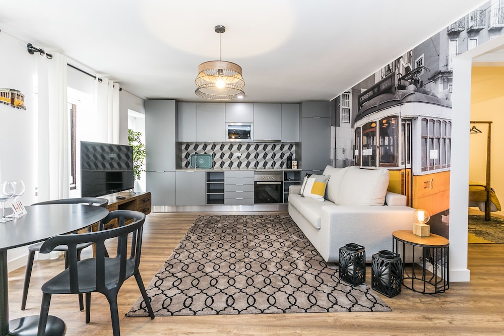 Apartment, 1 Bedroom (1E)