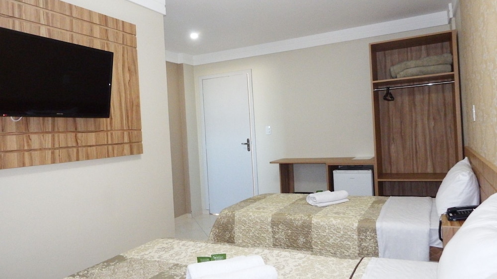 Economy Triple Room, Multiple Beds, Non Smoking