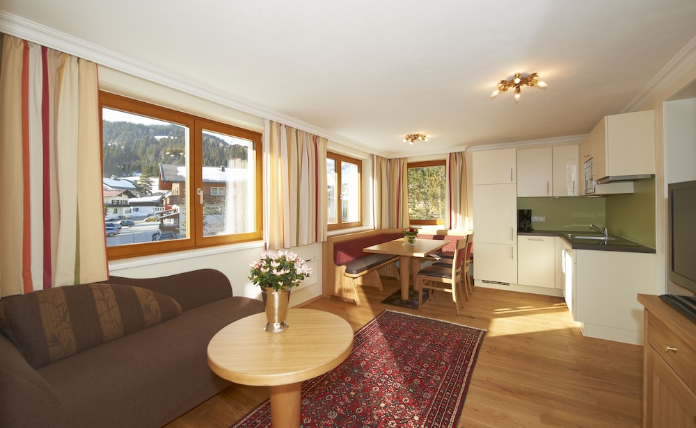 Grand Apartment