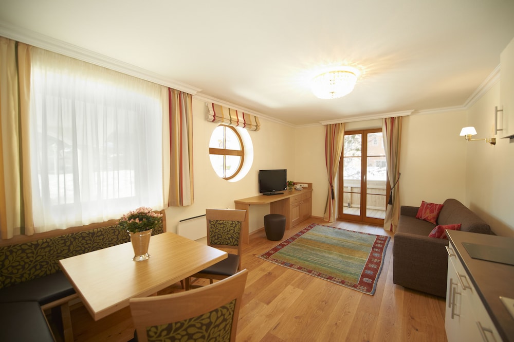 Family Apartment, 1 Queen Bed with Sofa bed