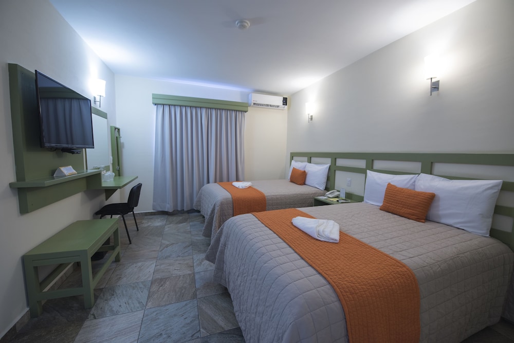 Double Room, 2 Double Beds, Non Smoking