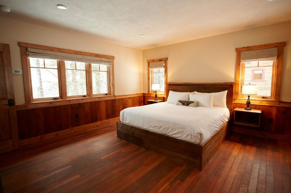 Comfort Single Room, 1 King Bed, Resort View