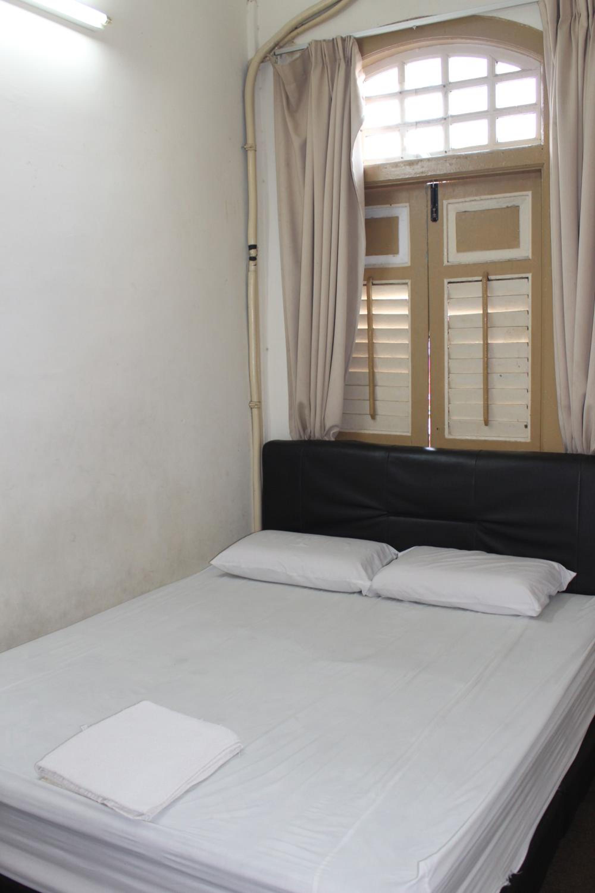 Double Room with Shared Bathroom