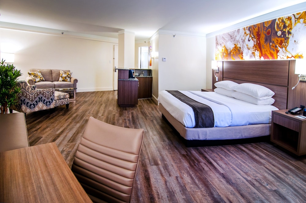 Suite, 1 Bedroom, Kitchenette (Dining)