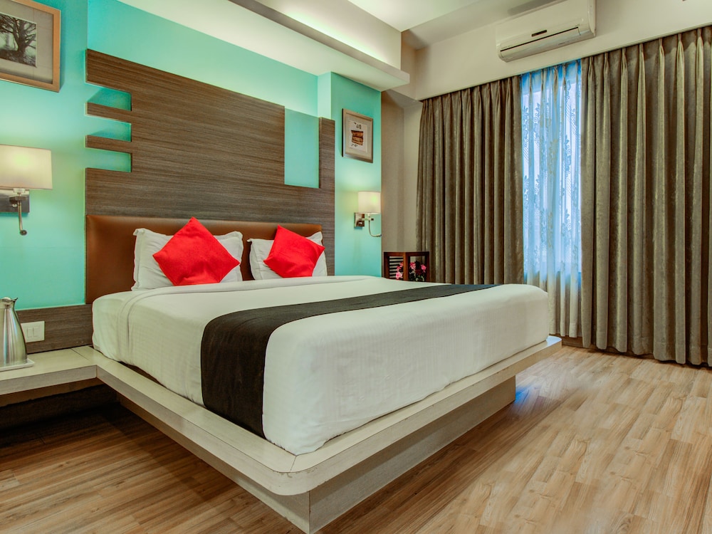 Suite, 1 King Bed