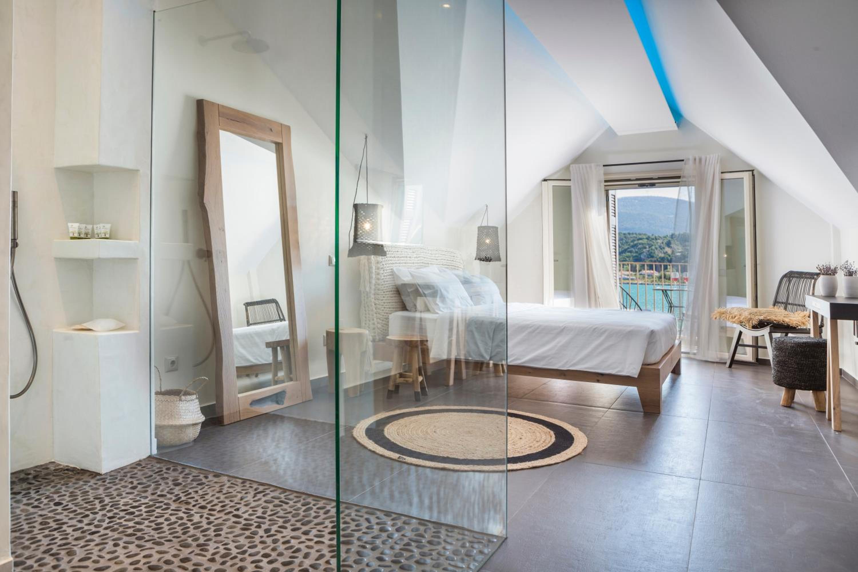 Anchor Suite with Sea View