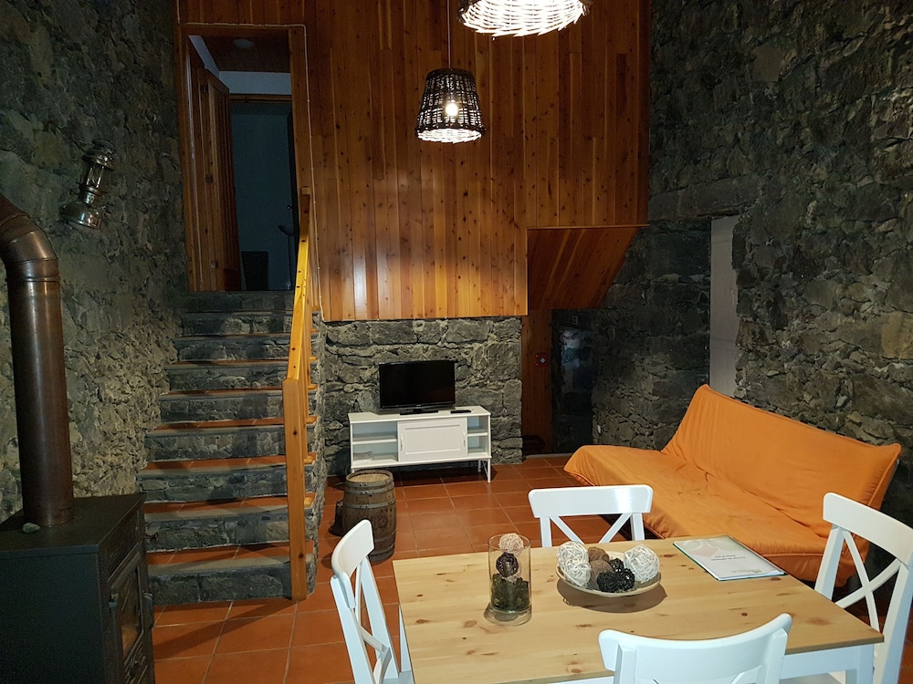 House, 2 Bedrooms