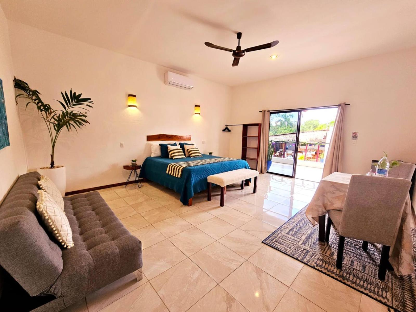 Deluxe King Room with Pool View