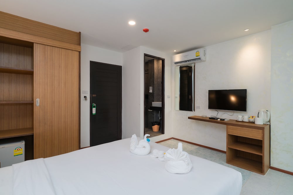 Deluxe Premium Room with Balcony