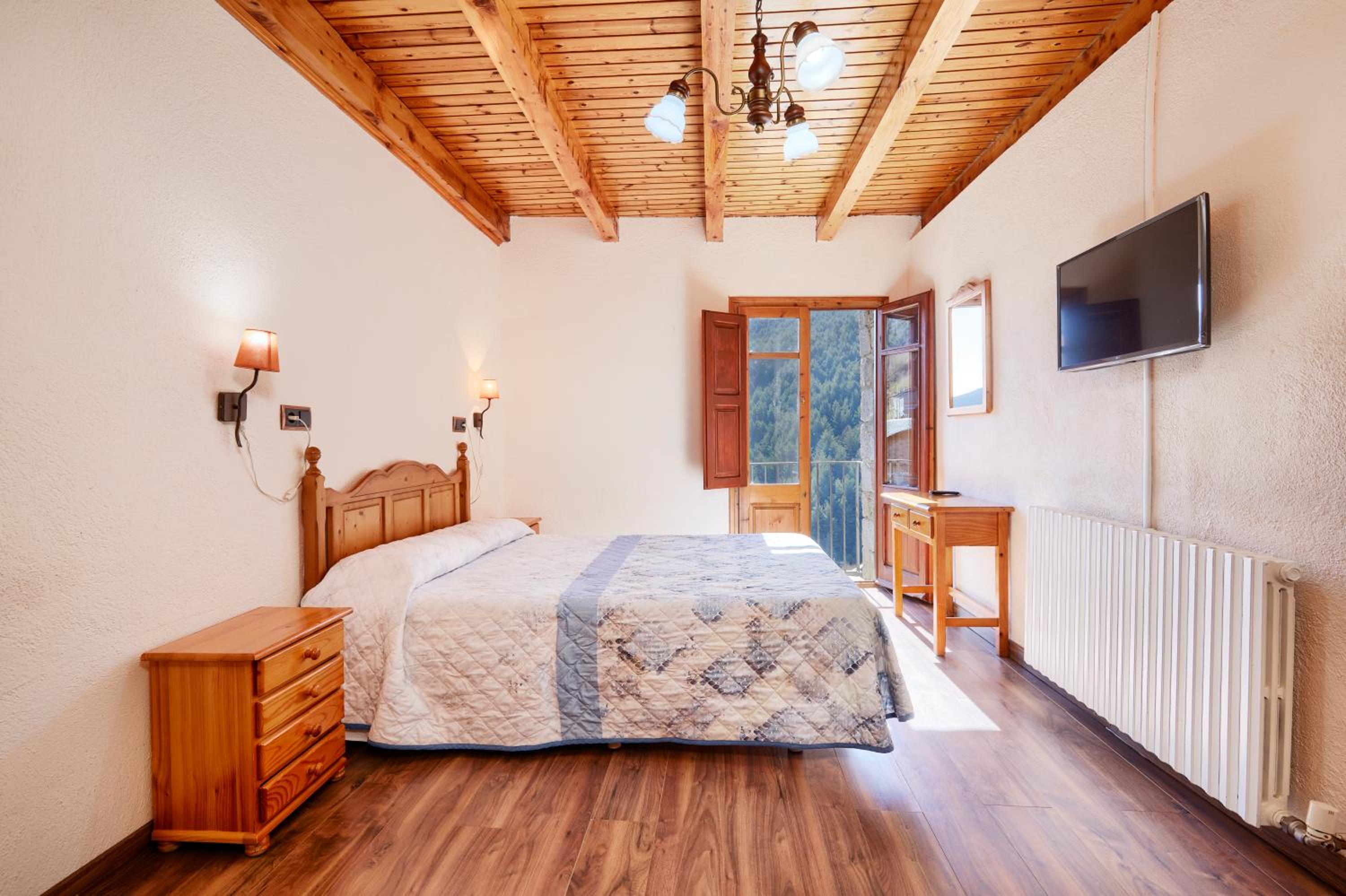 Double Room with Mountain View