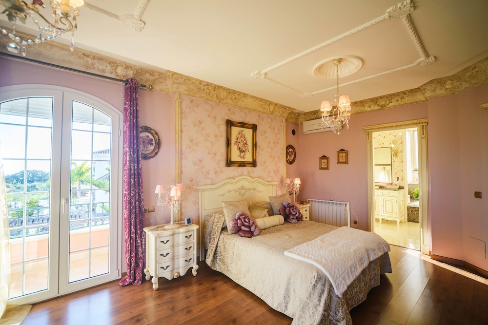 Villa, 4 Bedrooms, Private Pool