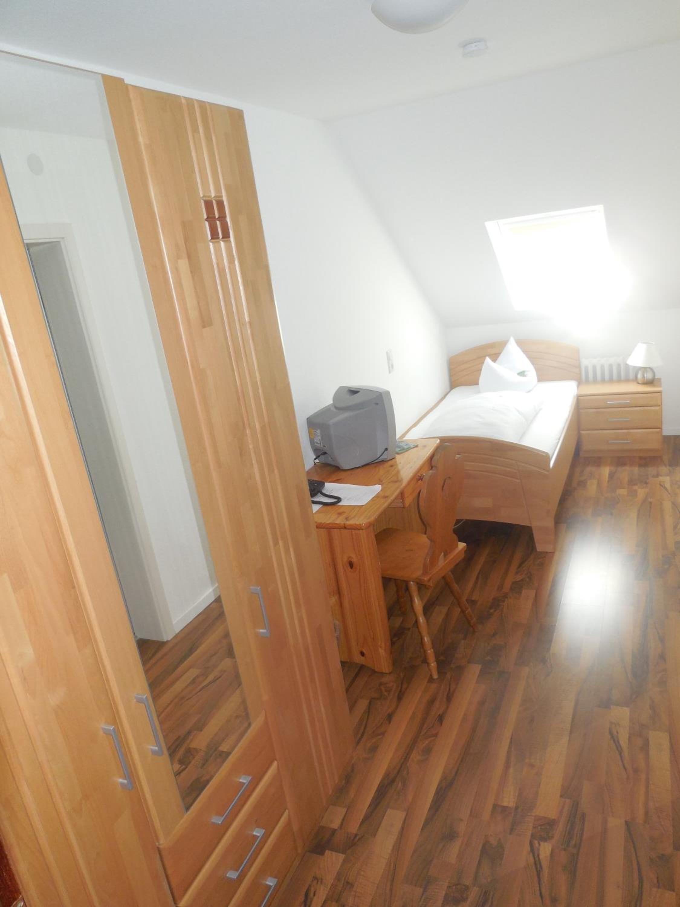 Standard Single Room