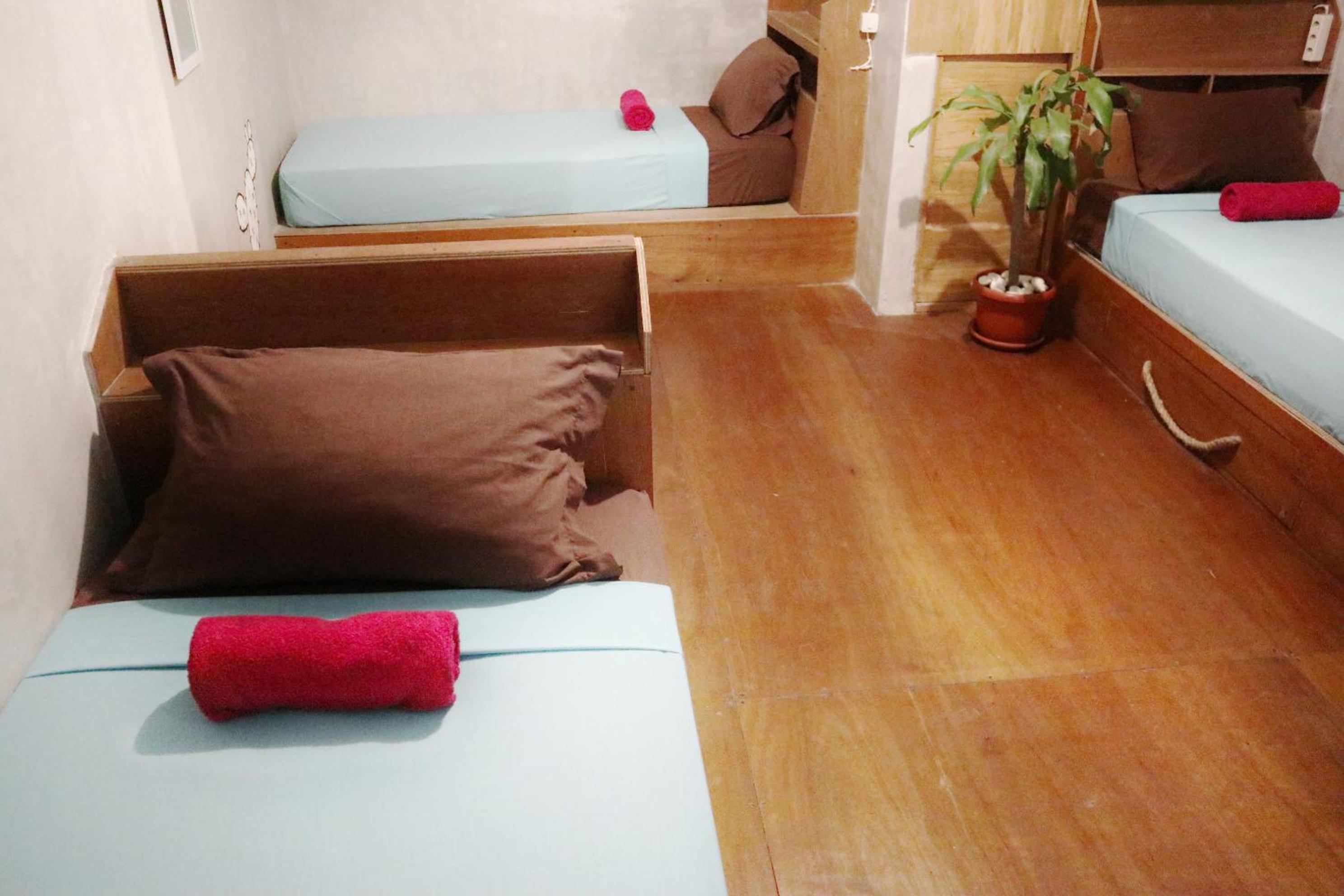Triple Room with Shared Bathroom