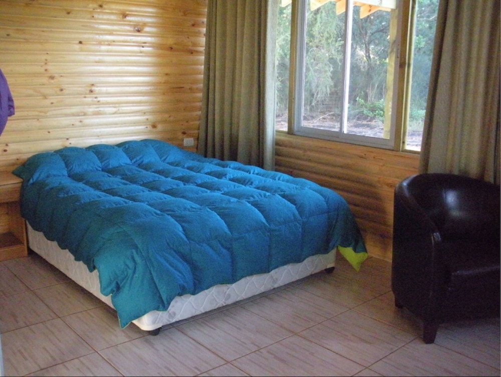 Family Apartment, 1 King Bed, Accessible, Garden View
