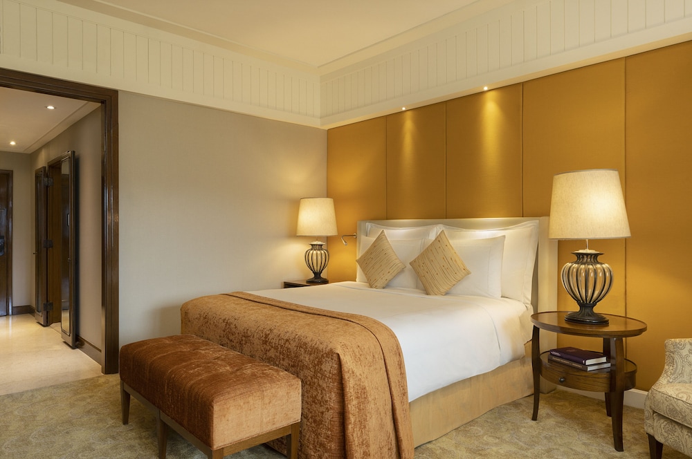 Kasara Club Room, Lounge Access