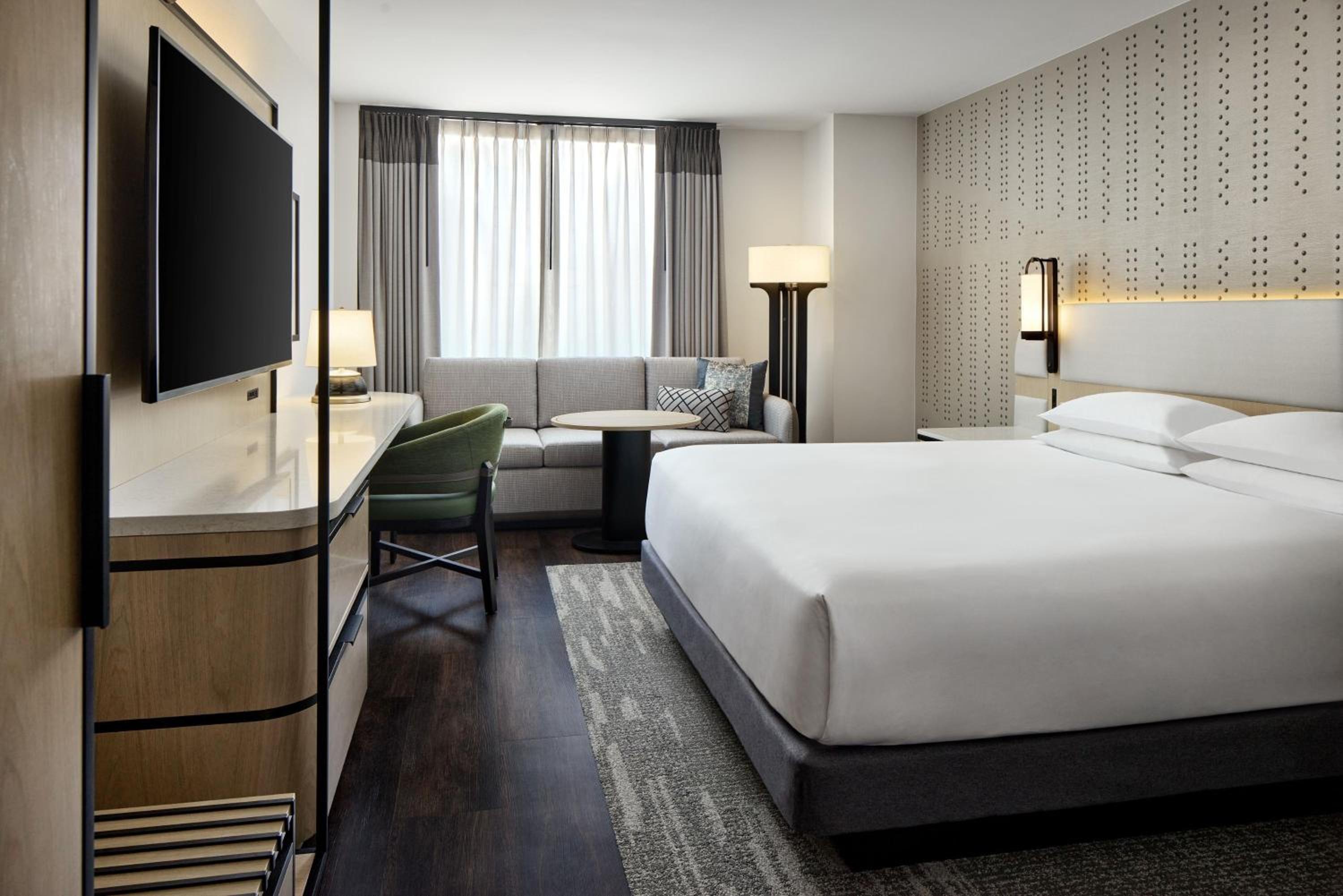 King Room with Sofa Bed