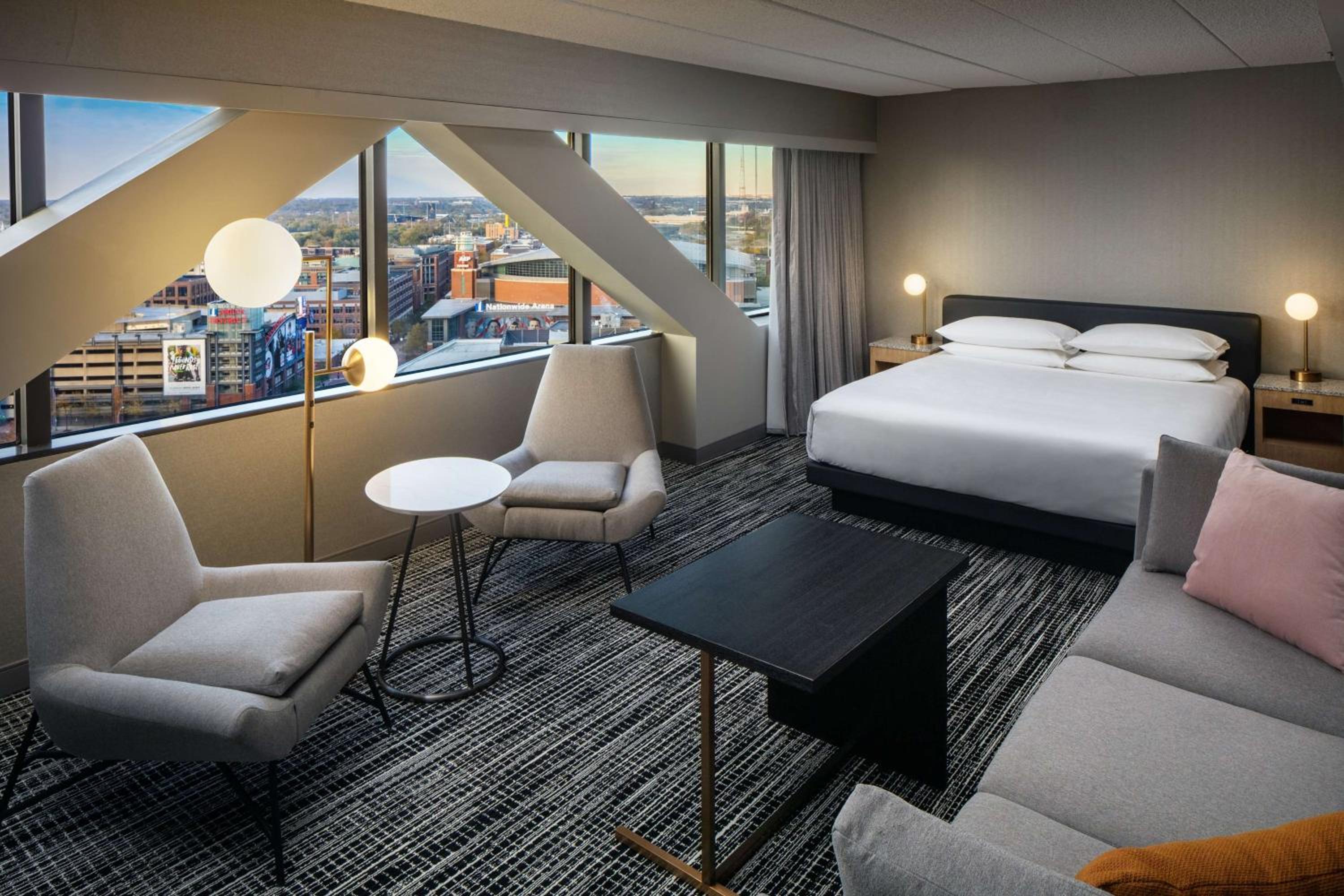 Deluxe King Room