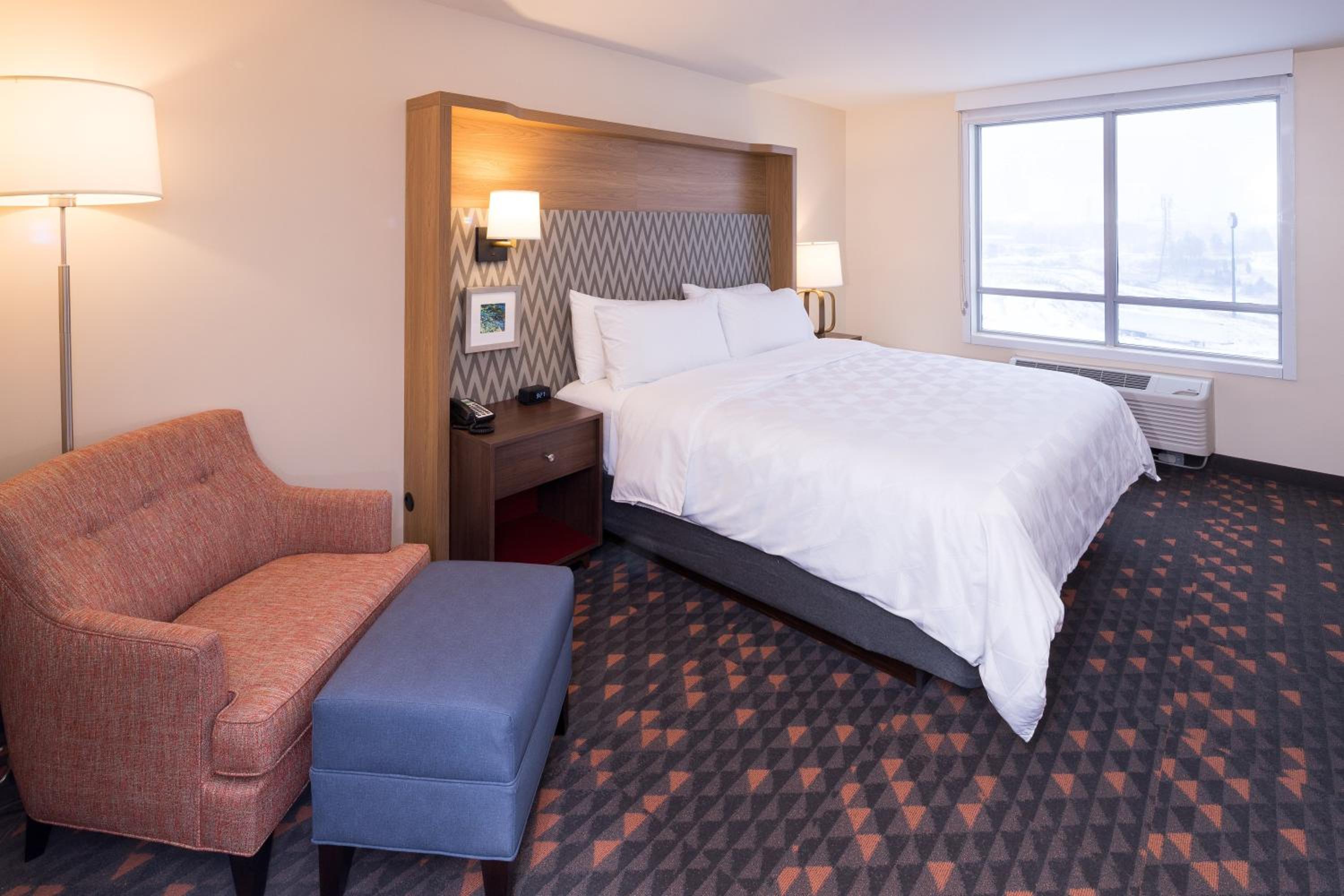 King Room - Hearing Accessible/Non-Smoking 