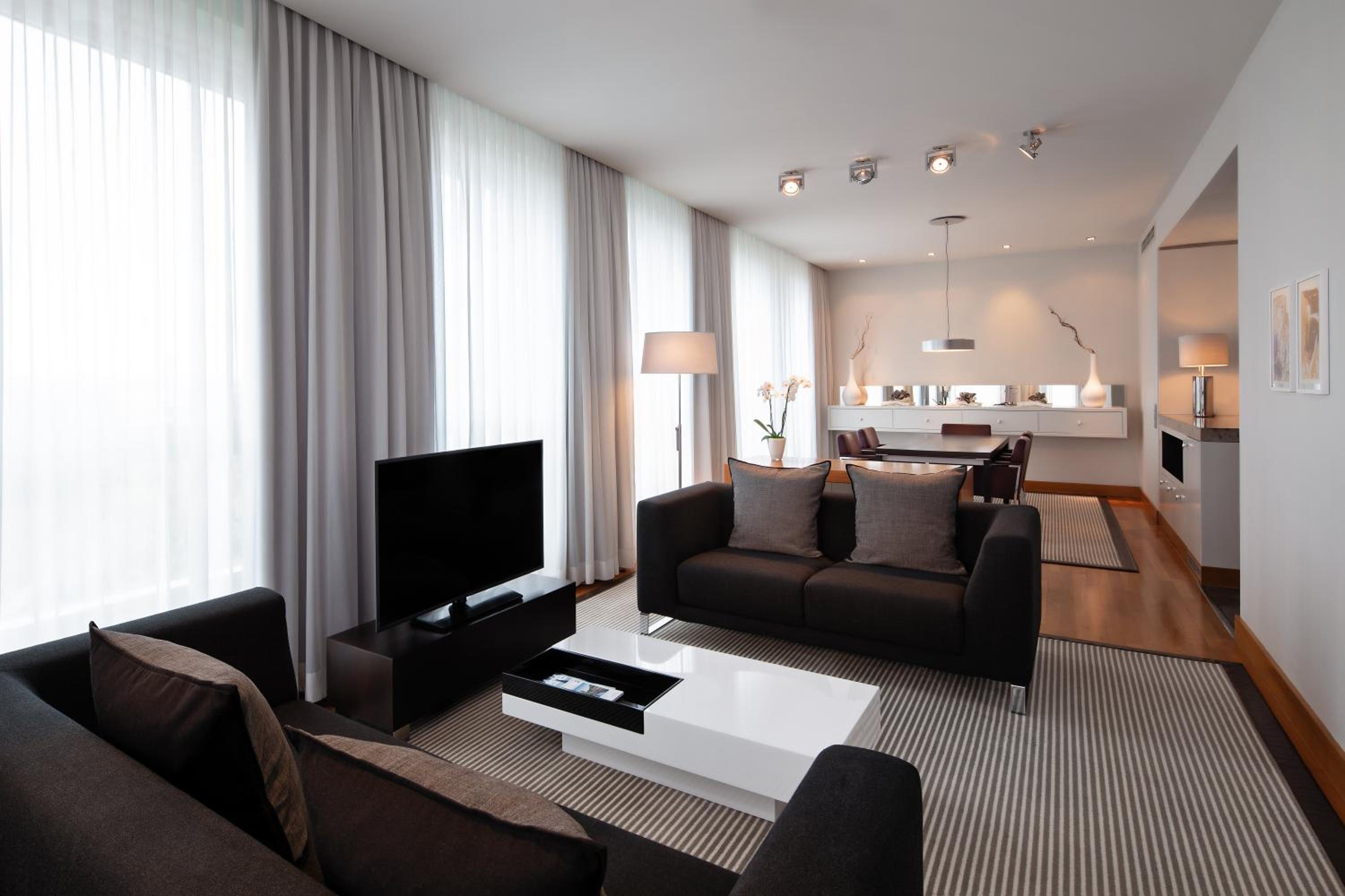 One-Bedroom Suite