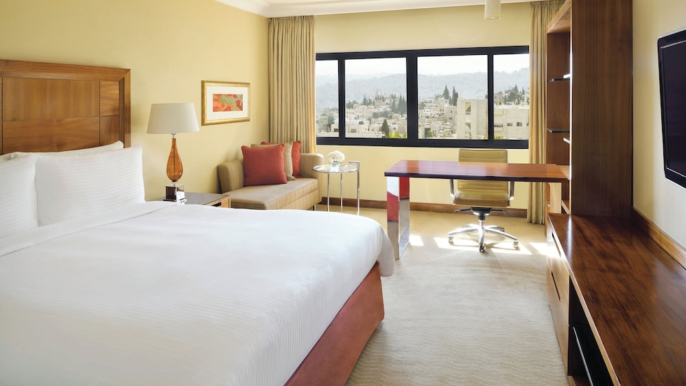 Standard Room, 1 King Bed, Smoking