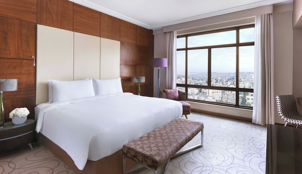 Presidential Suite, 1 King Bed (Dining Area)
