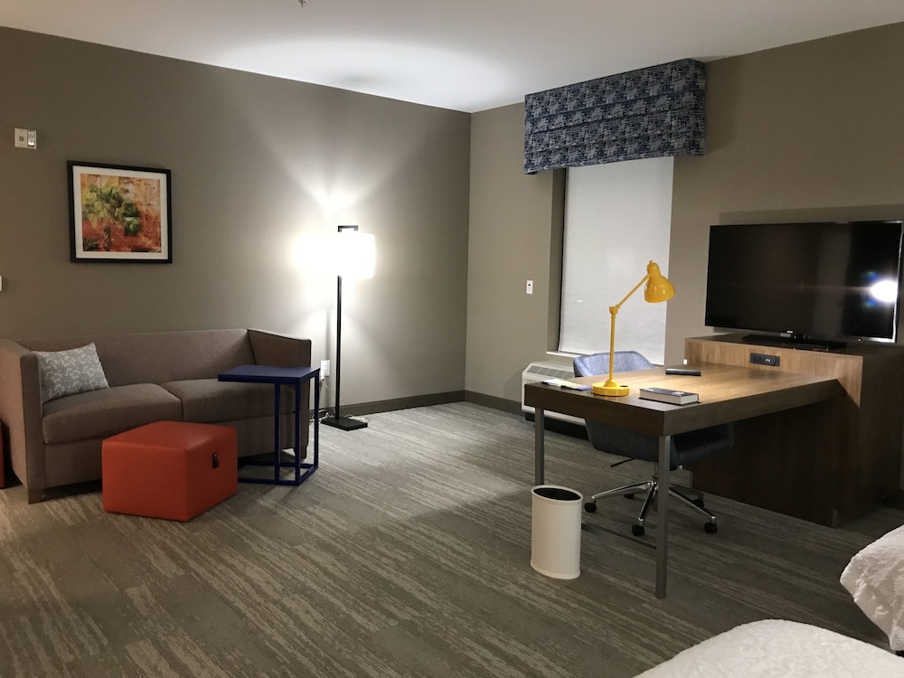 Suite, 2 Queen Beds, Accessible (Roll-In Shower, Mobility & Hearing)