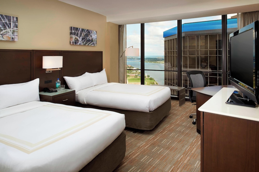 Room, 2 Double Beds, River View
