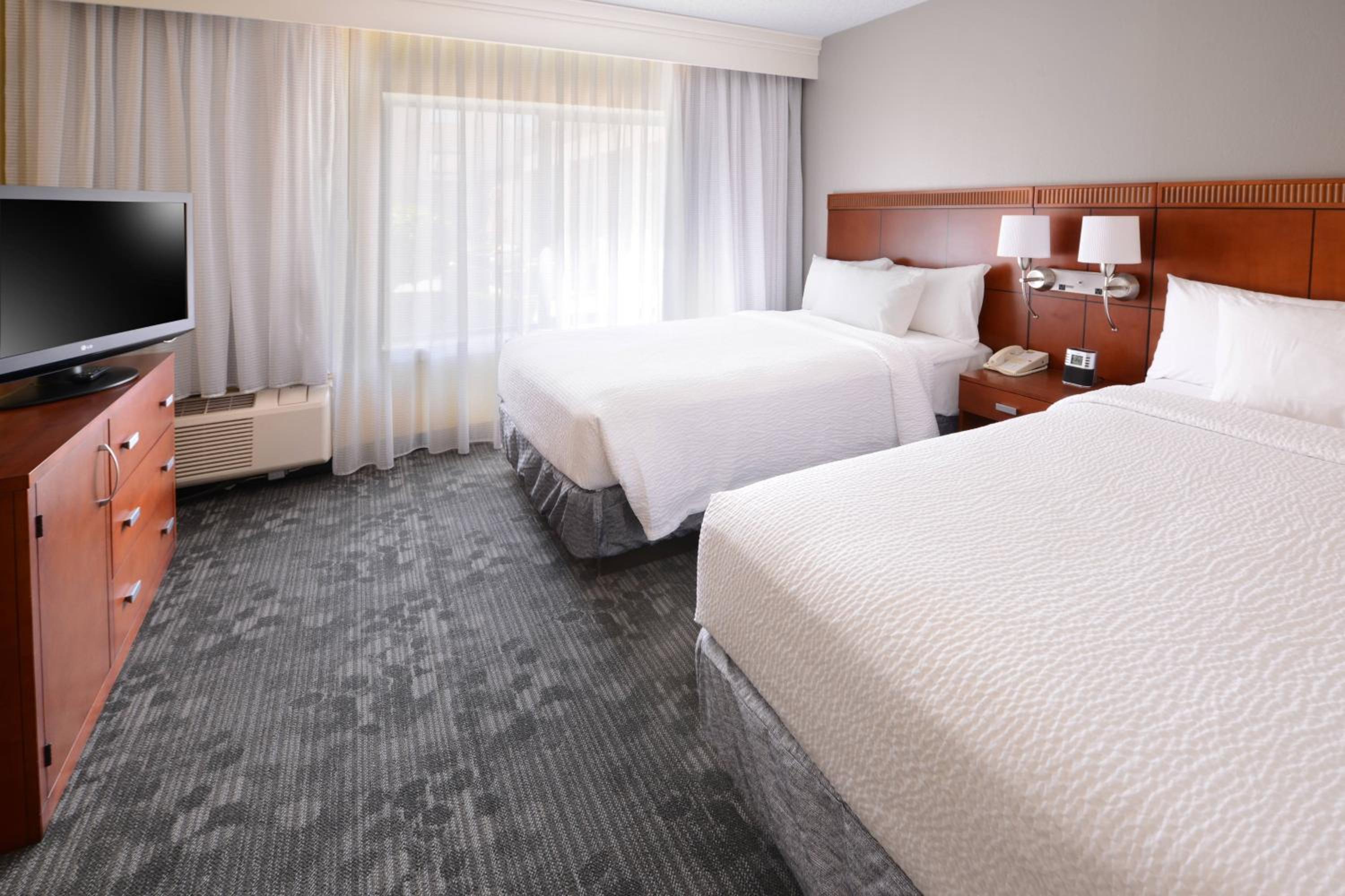 Suite, 2 Double, 1 Sofa bed