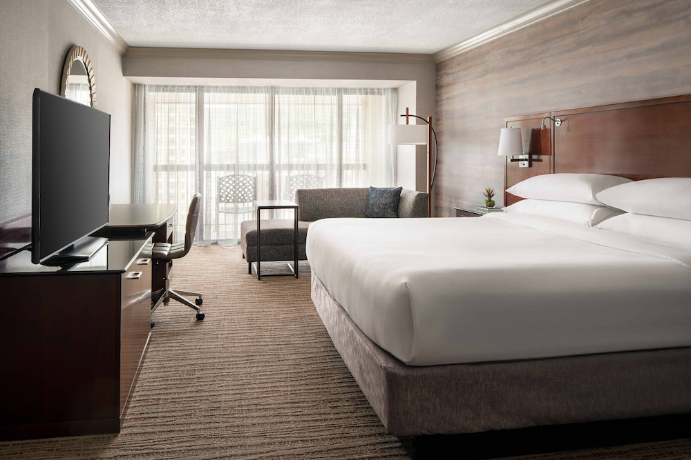 Executive Room, 1 King Bed, Balcony