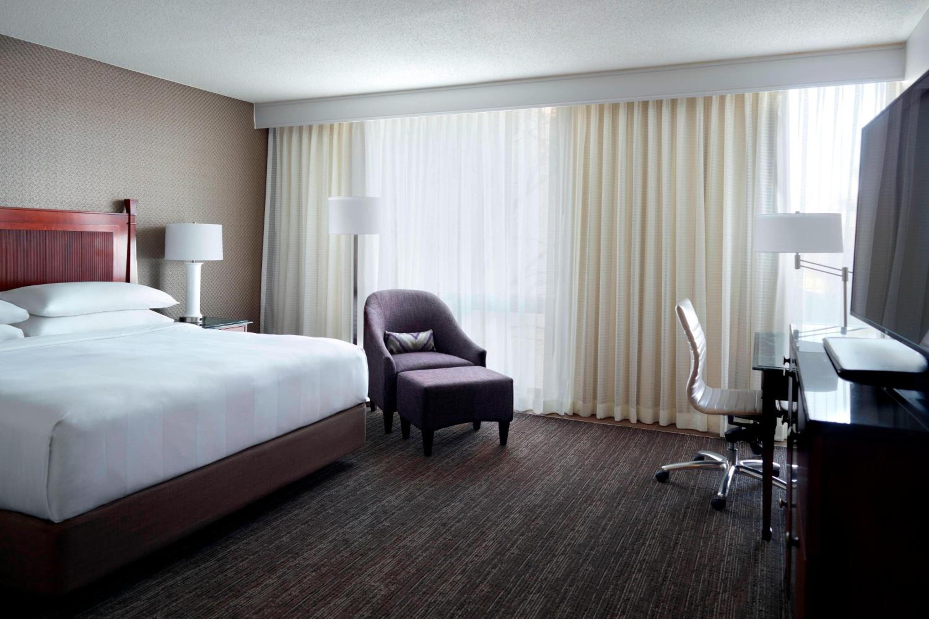 Concierge King Room