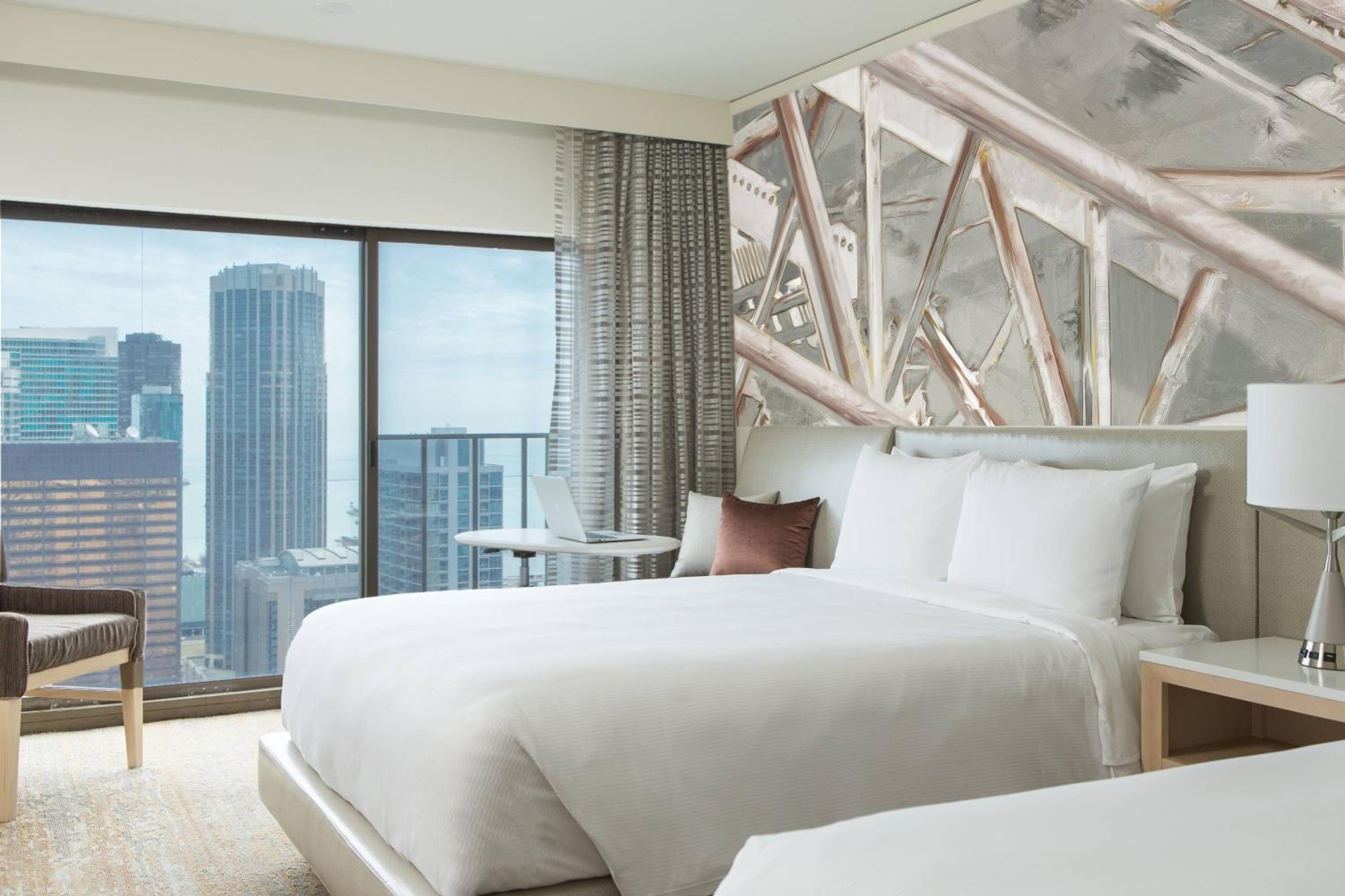 Guest room, 2 Double, City view, High floor