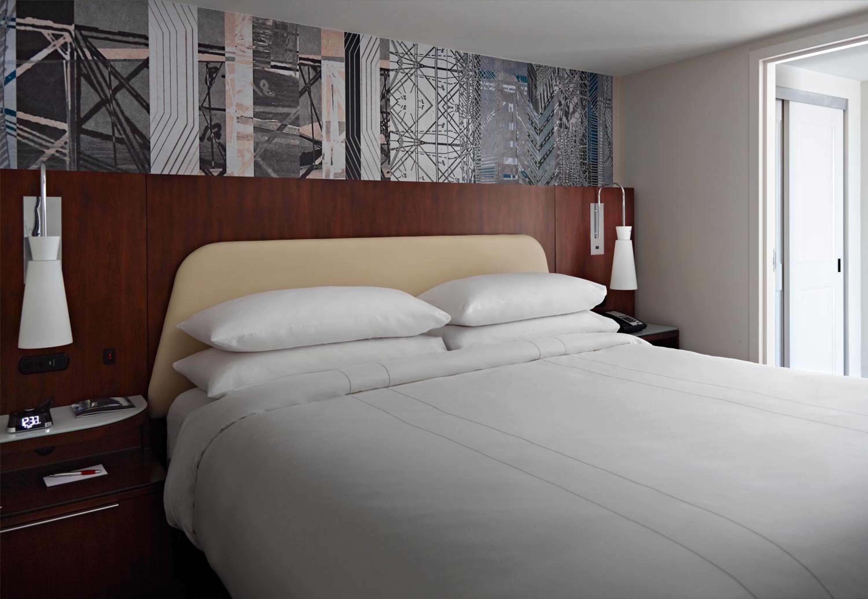 Concierge Level King Room - Hearing Accessible